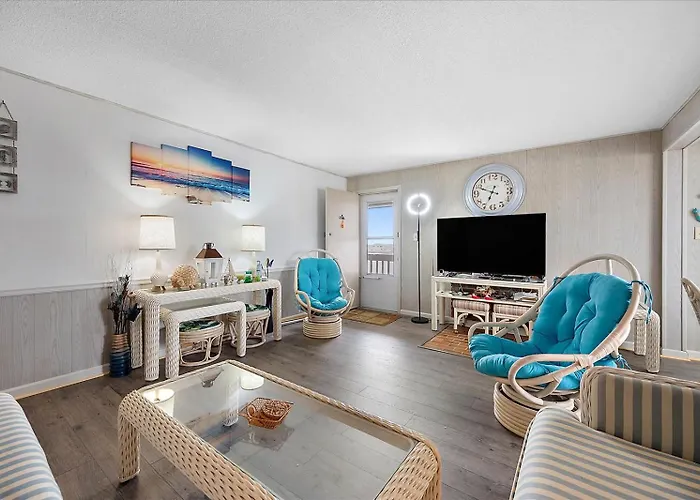 2 Bedroom, 3rd Floor With Great Views! Holiday home Ocean City