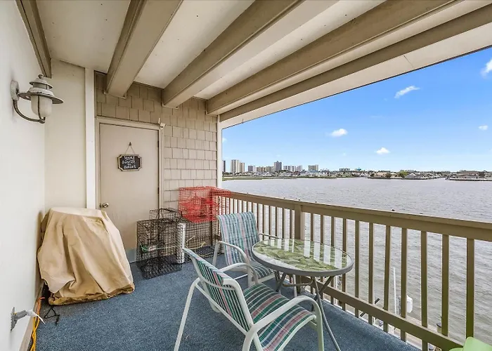 Holiday home 2 Bedroom, 3rd Floor With Great Views! *